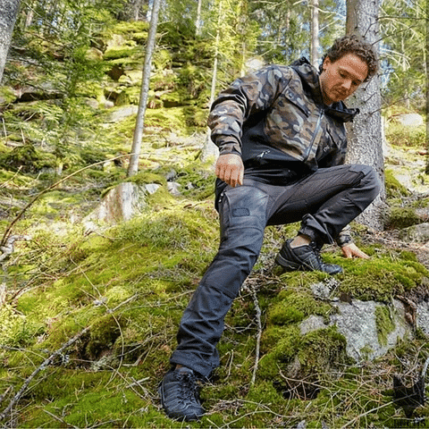 Rugged Outdoor Cargo Pants Waterproof Hiking Trousers