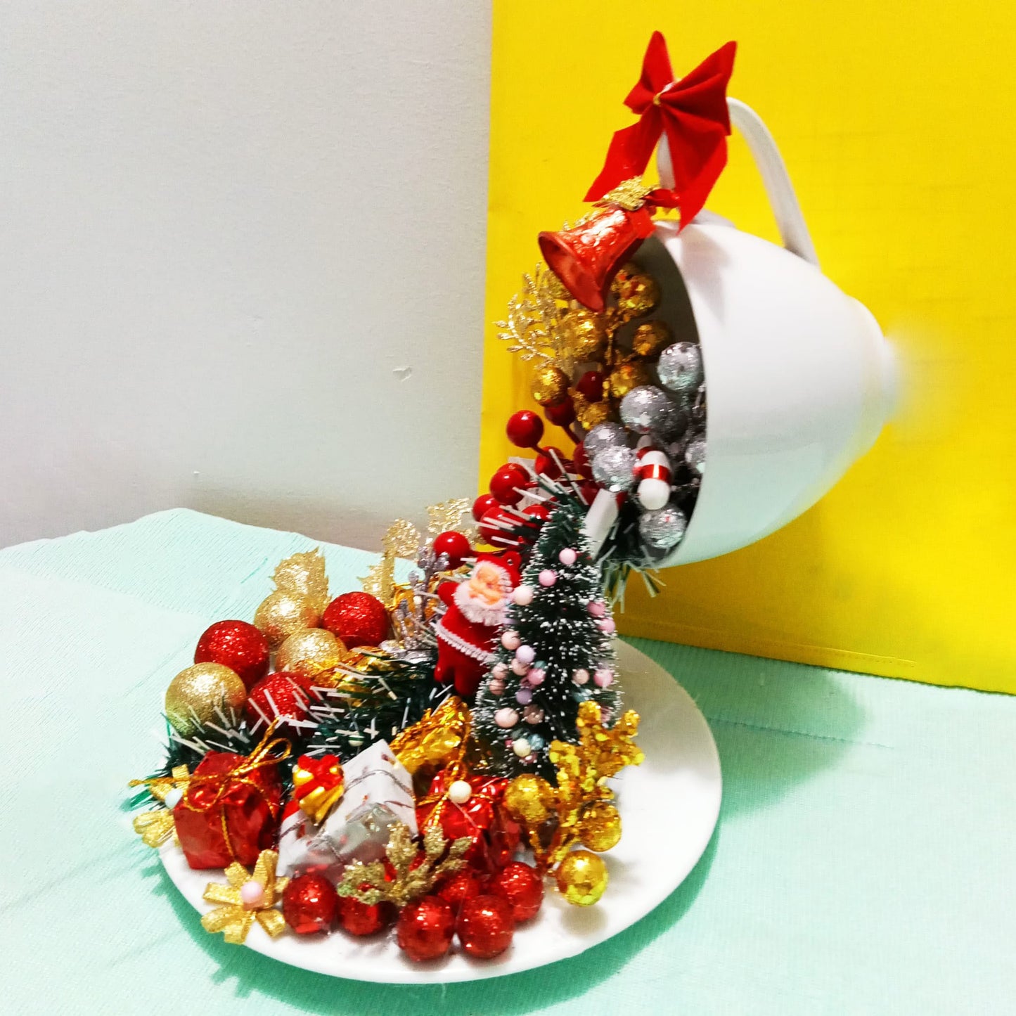 Christmas Mugs - Christmas Decorations