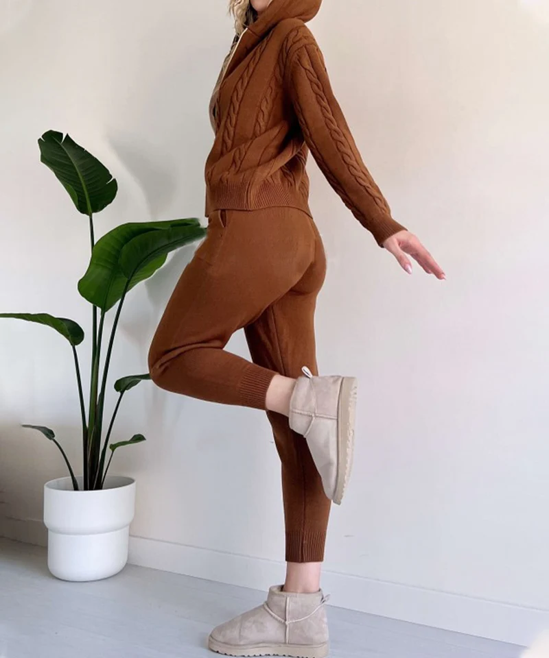 Warm Cozy 2-Piece Winter Outfit