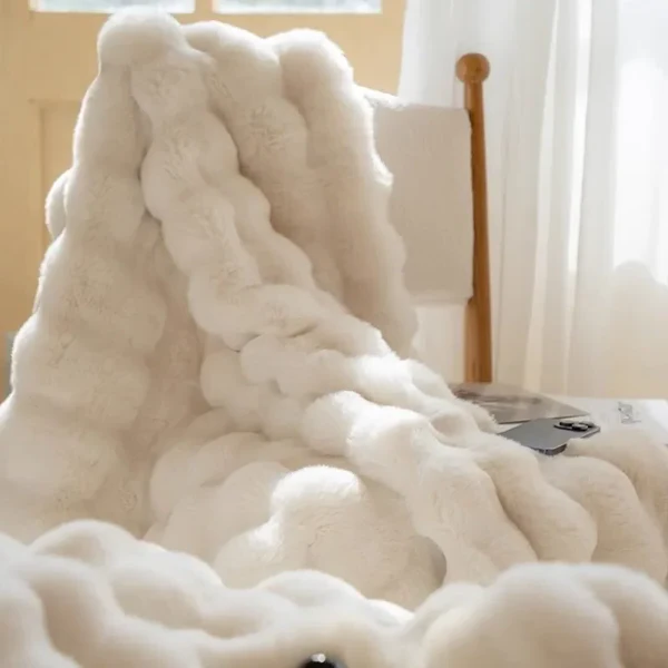 Soft Plush Faux Fur Winter Blanket