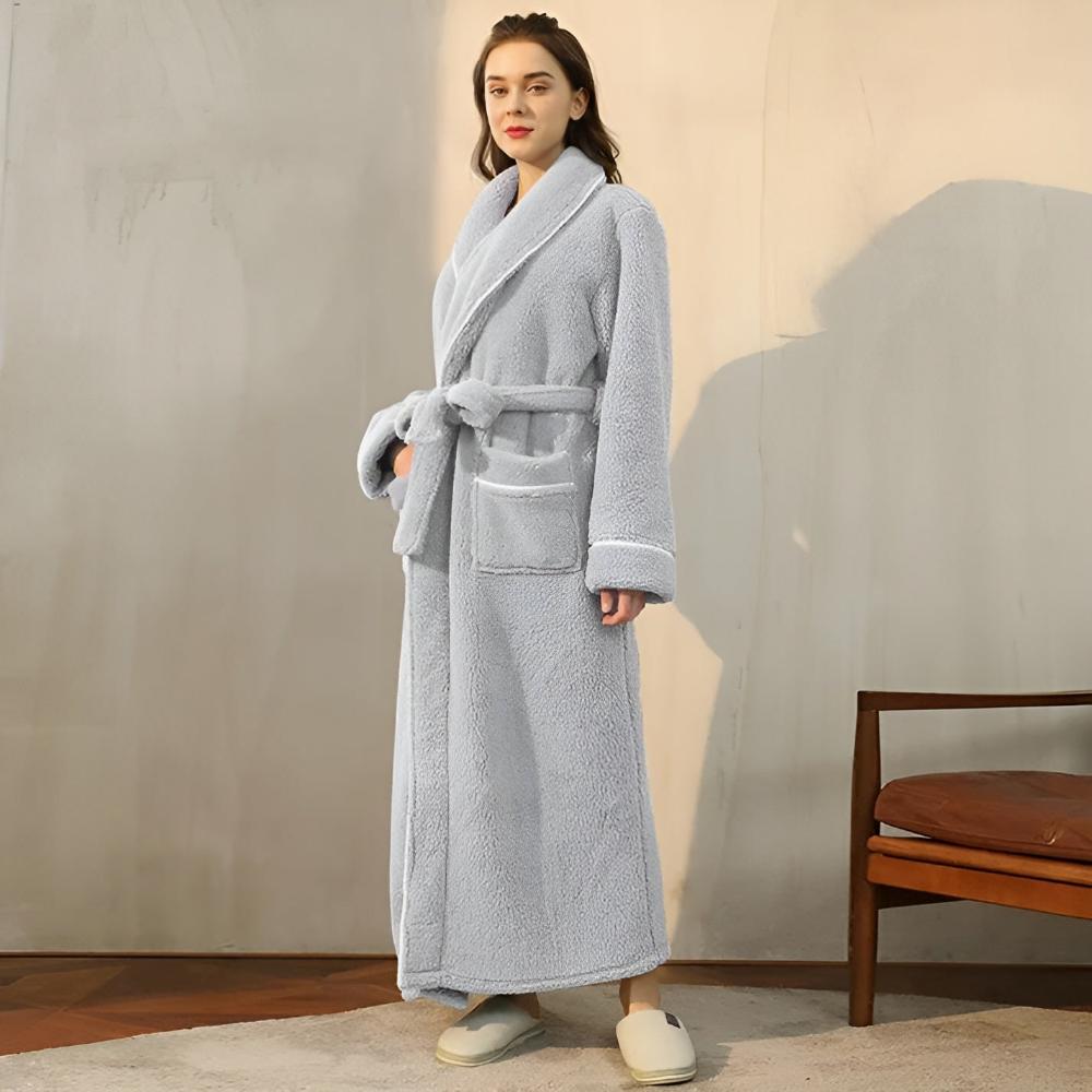 Soft Plush Spa Robe for Year Round Comfort