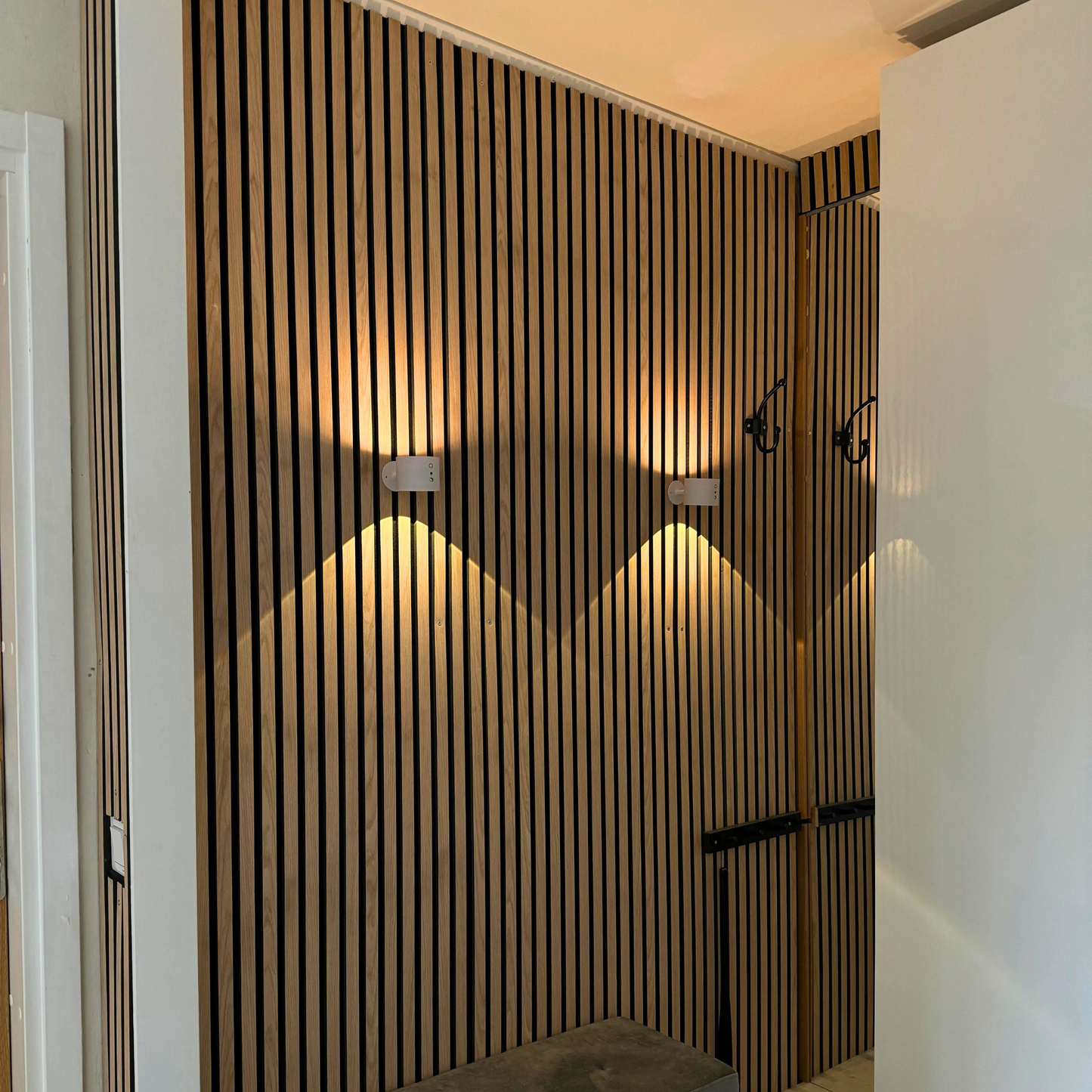 Bright Cordless Rechargeable LED Wall Lamp