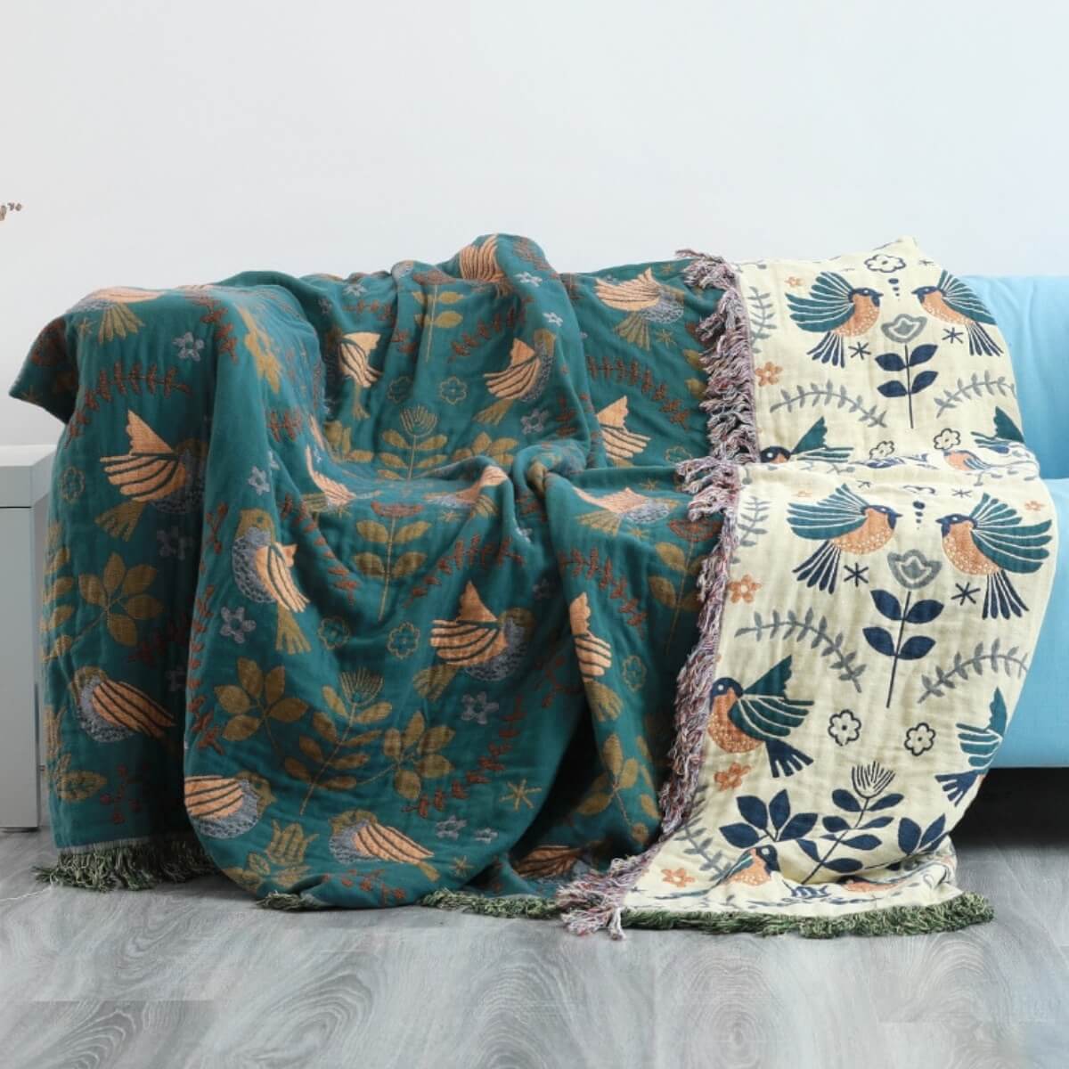 Soft Plush Reversible Bird Blanket for All Seasons