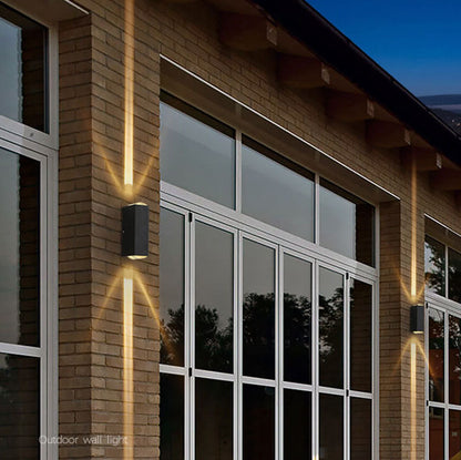 Durable Weatherproof Outdoor LED Wall Lamp