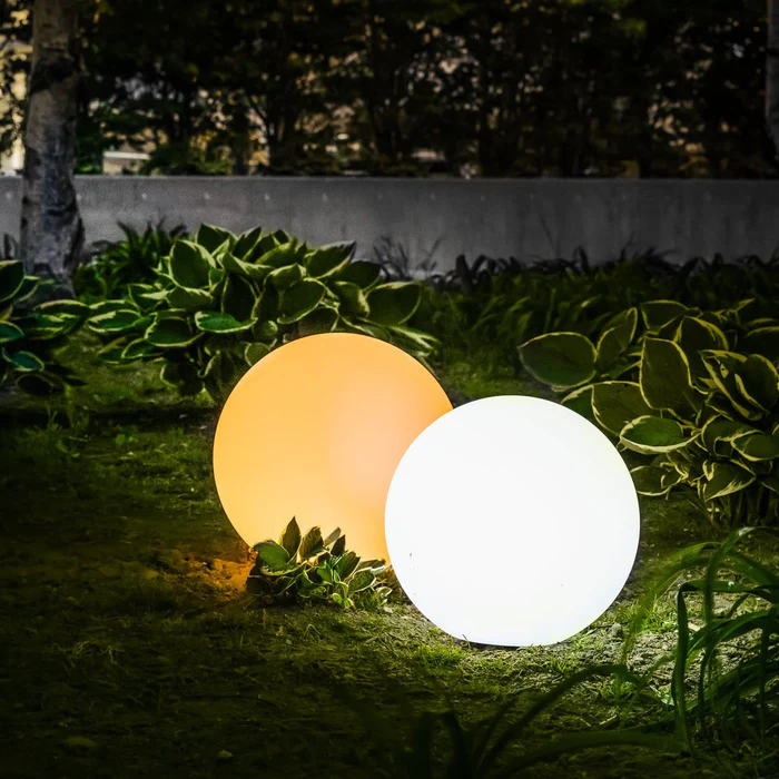 Outdoor Round Solar Powered Lamp - Pexav