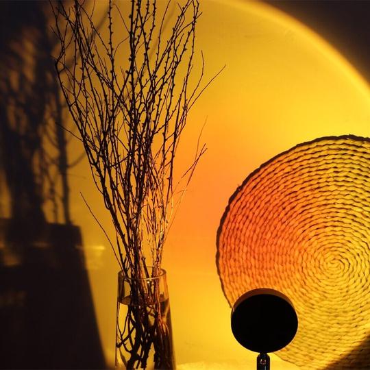 Warm Glow Table Lamp