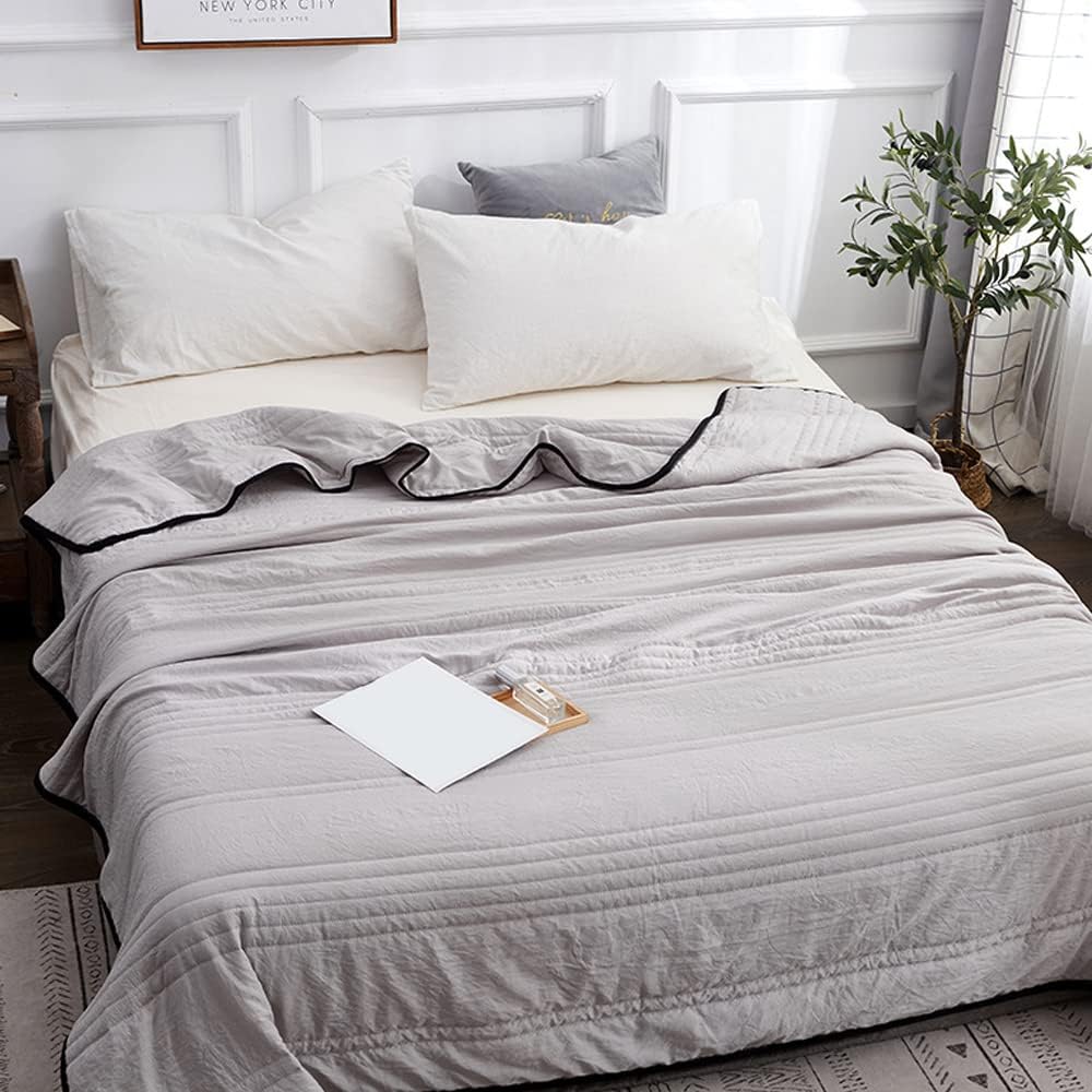 Soft Cooling Blanket for Restful Sleep