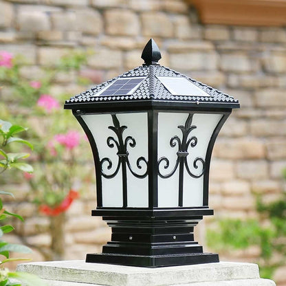 Bright Outdoor LED Lamp for Garden and Pathway