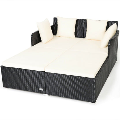 Comfortable Wicker Garden Daybed with Soft Cushions