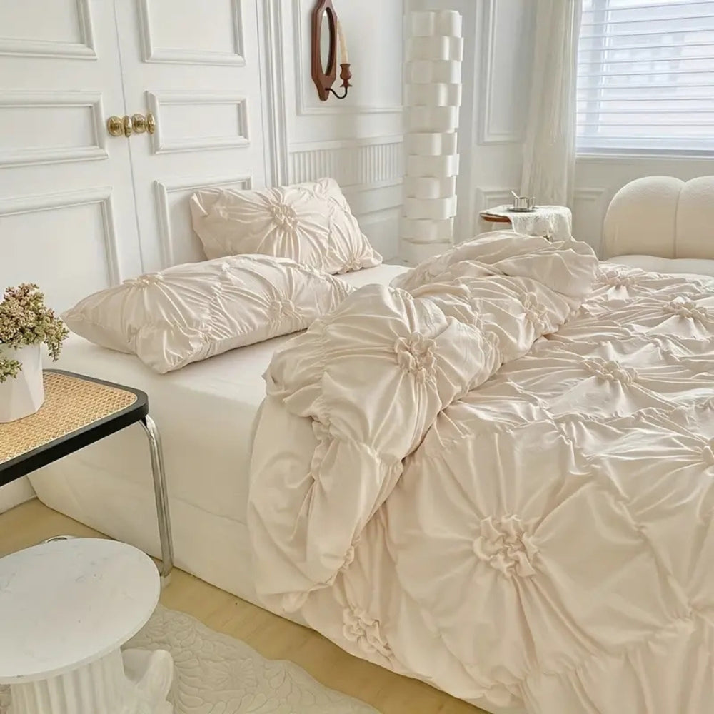 Beautiful Floral Bedding Set with Pillow Covers