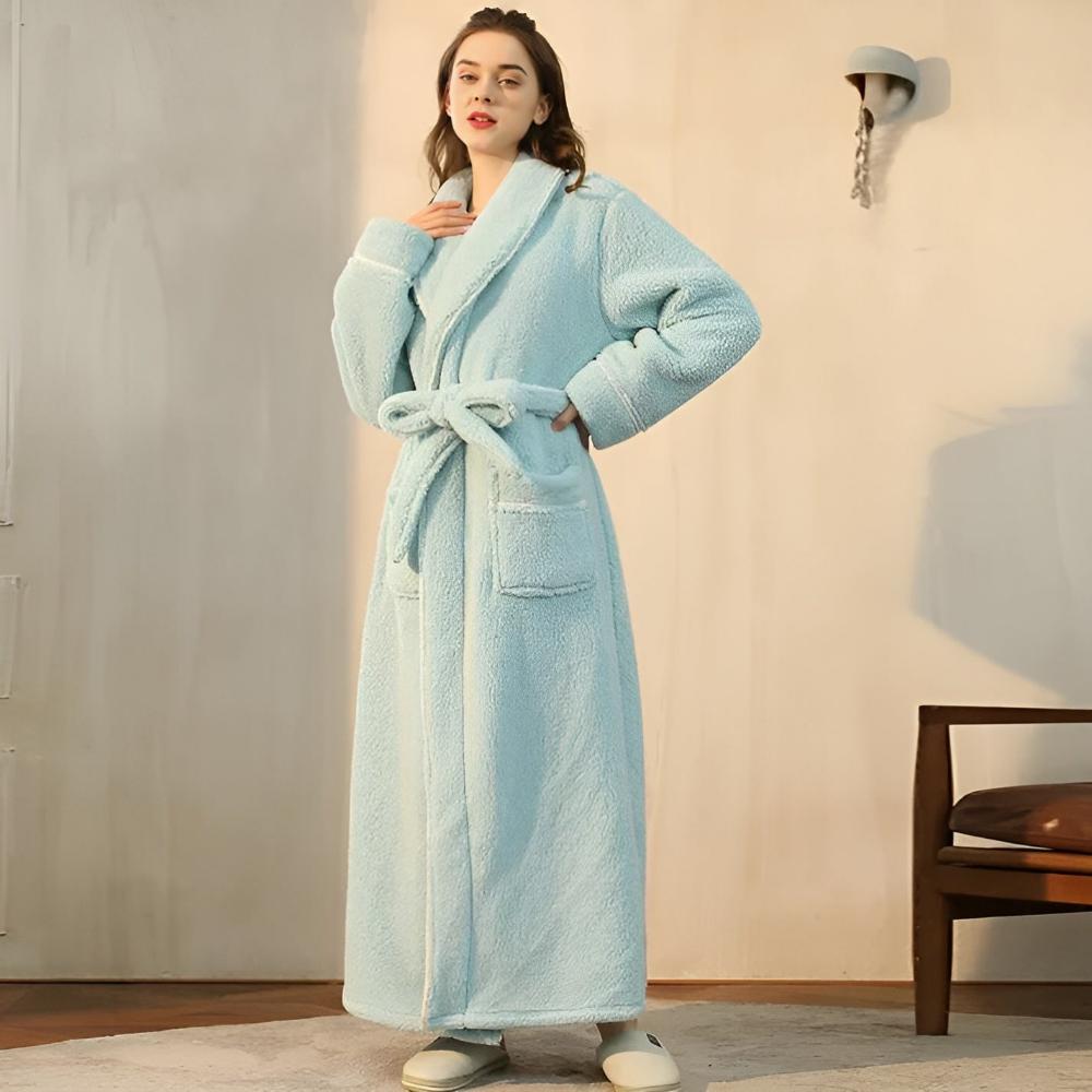 Soft Plush Spa Robe for Year Round Comfort