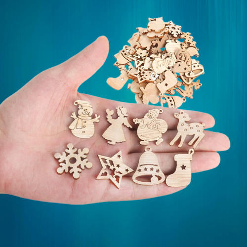 Traditional Festive Holiday Tree Decorations - Pexav