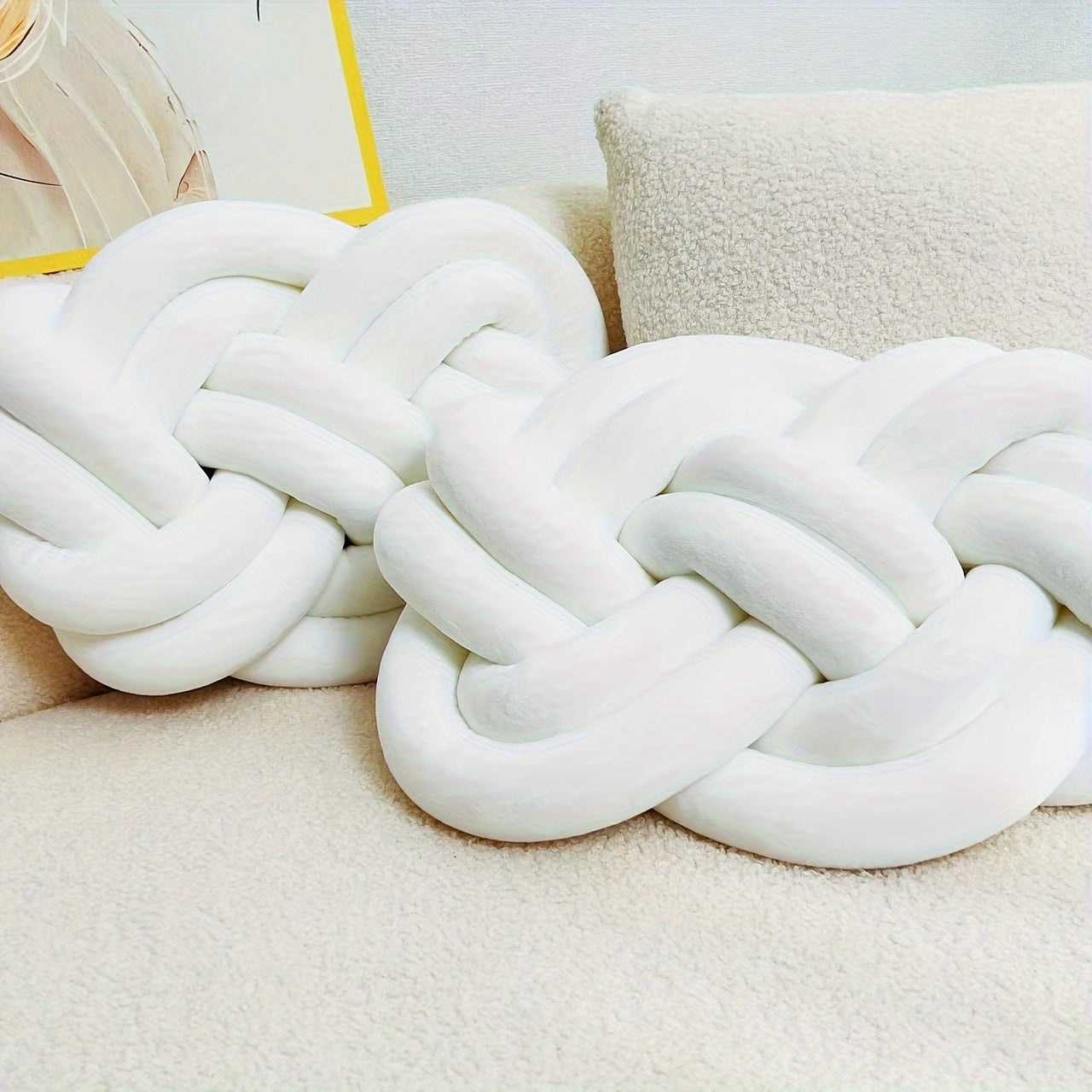 Comfortable Faux Fur Round Throw Pillows