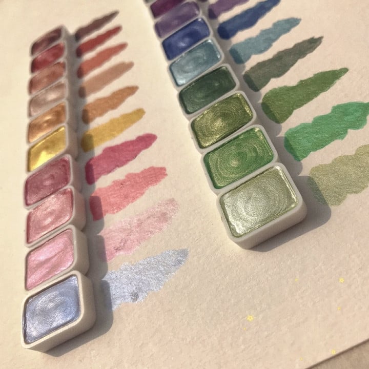 Vibrant 20 Piece Watercolor Paint Set With Glitter - Pexav