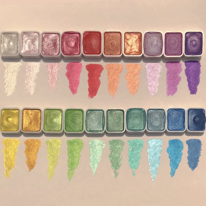 Vibrant 20 Piece Watercolor Paint Set With Glitter