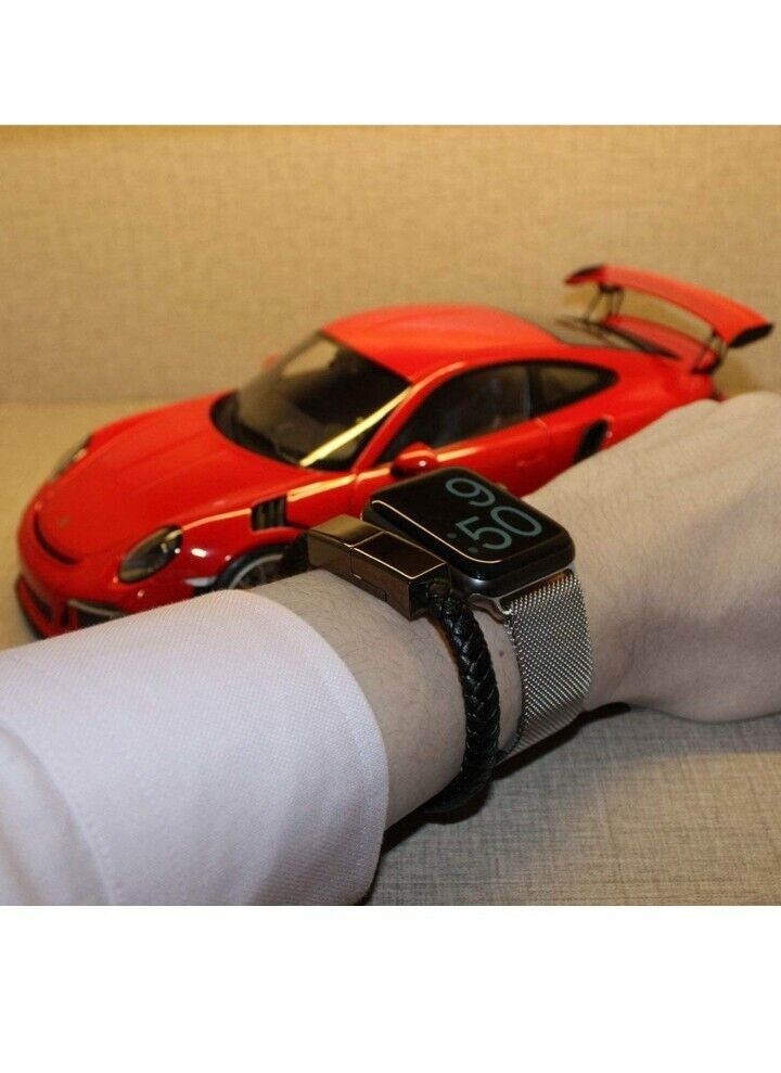 Smartphone Power and Sync Wristband