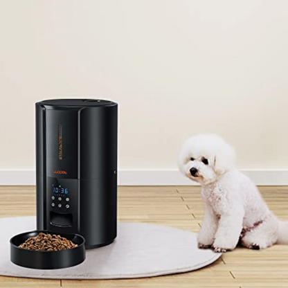 Automatic Pet Feeder for Cats and Dogs