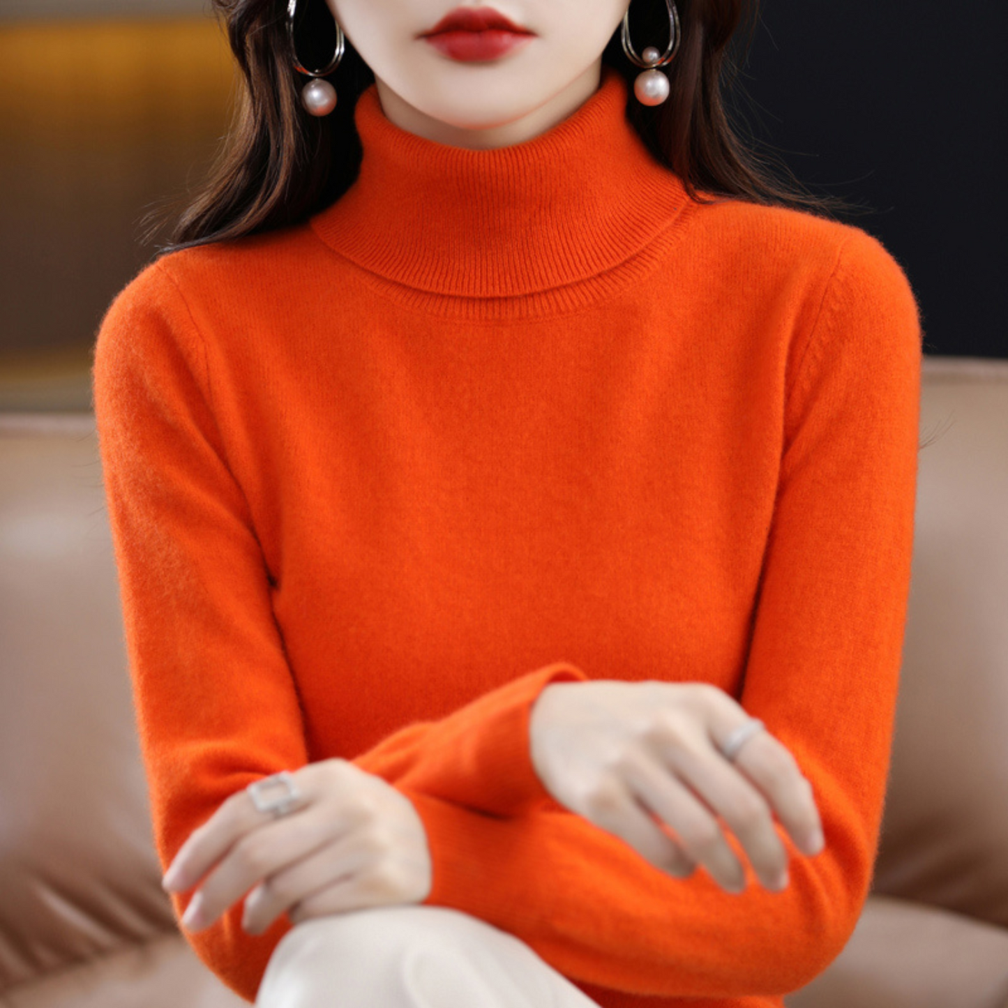 Soft Women's Cashmere Crew Neck Winter Sweater