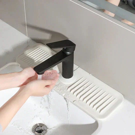 Practical Kitchen Sink Drain Mat