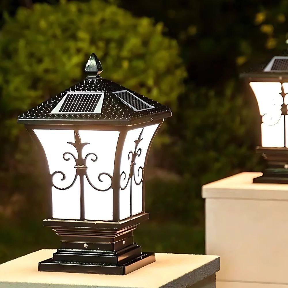 Bright Outdoor LED Lamp for Garden and Pathway