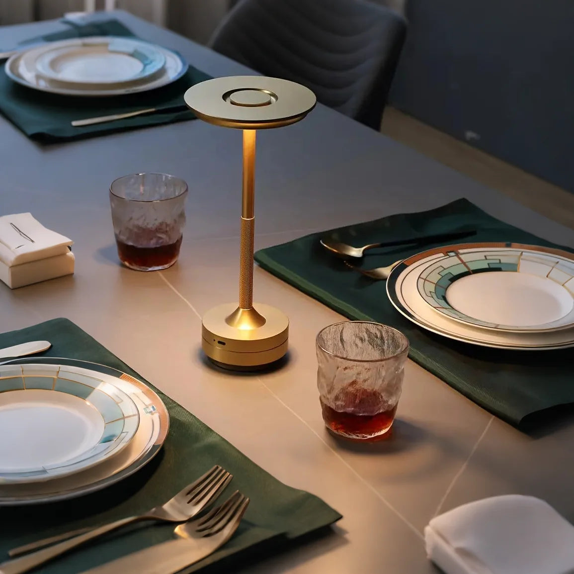 Stylish Wireless Dimmable Desk Lamp - Pexav