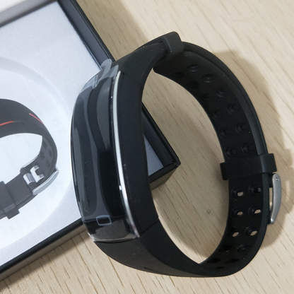 Accurate Fitness Tracker Watch with Heart Rate Monitor