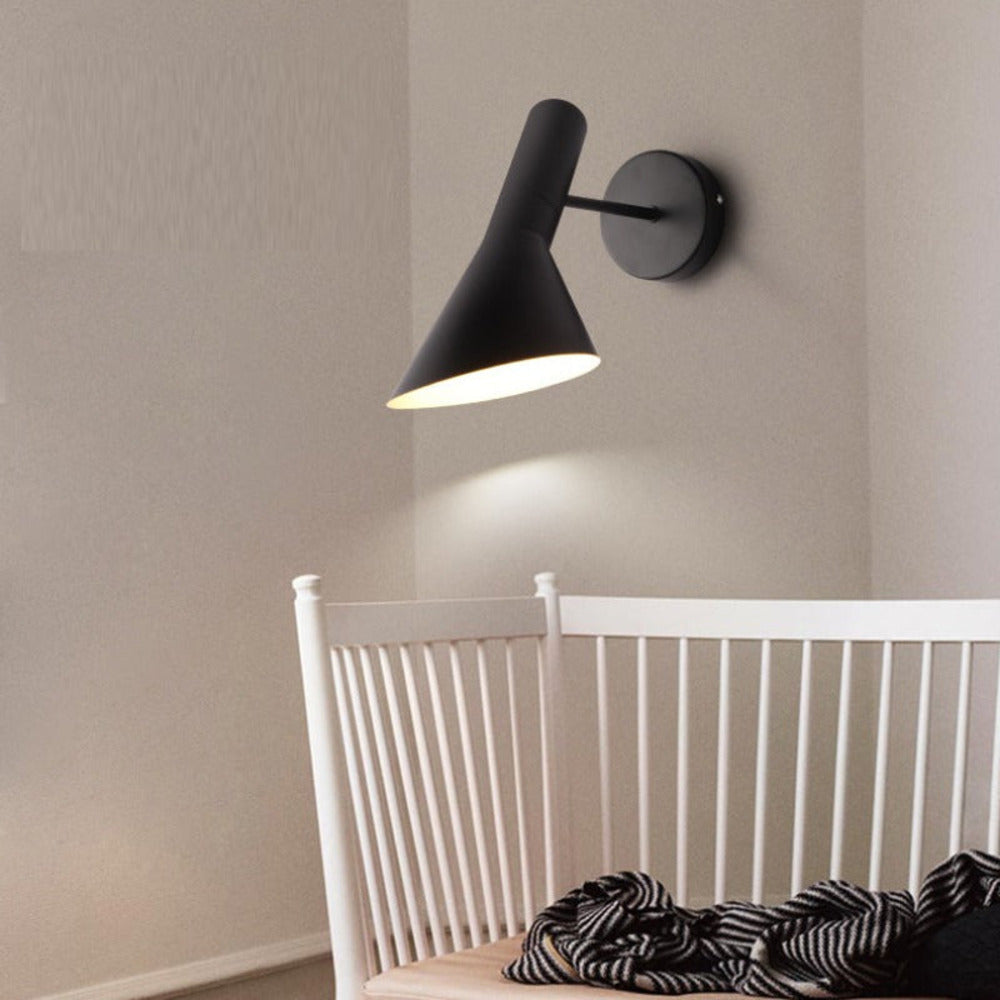 Adjustable Black LED Wall Light – Modern Wall Lamp for Living and Dining Rooms, Energy Efficient Design 3