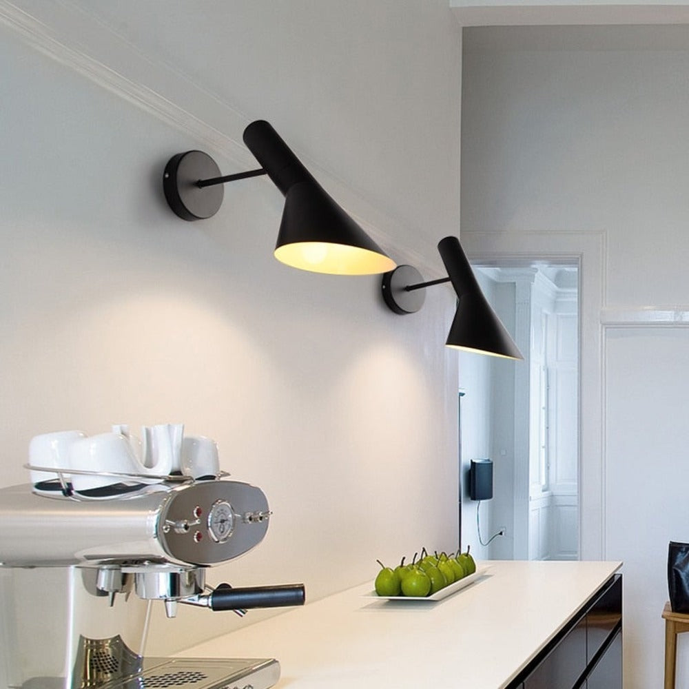 Adjustable Black LED Wall Light – Modern Wall Lamp for Living and Dining Rooms, Energy Efficient Design 4