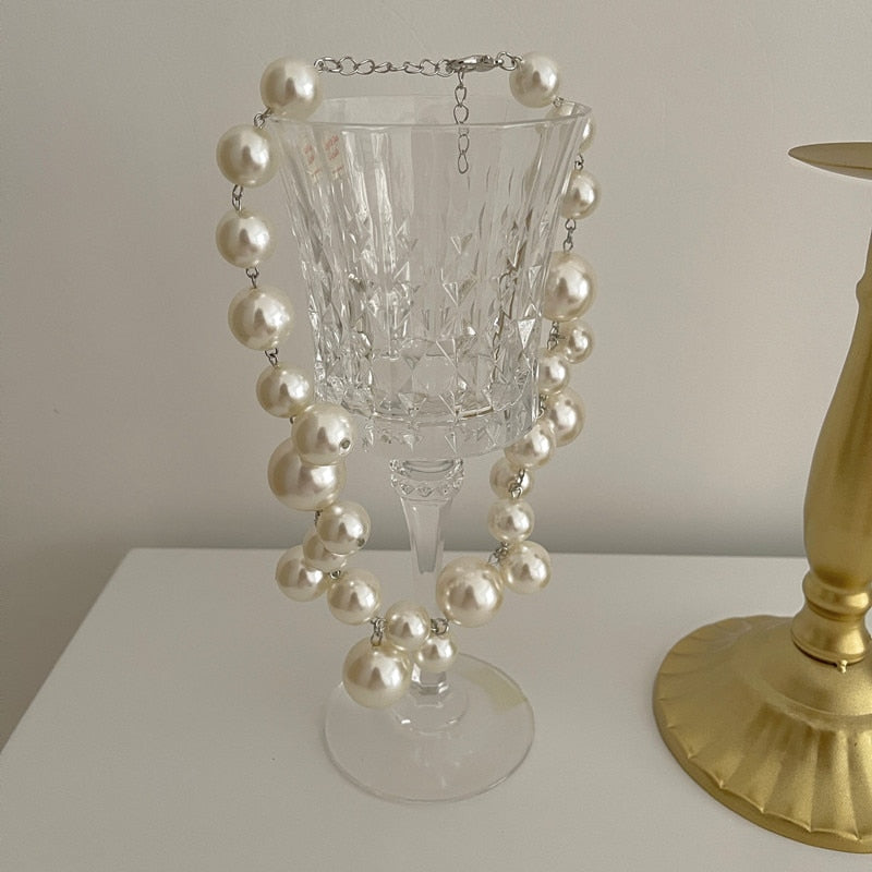 Classic Fake Pearl Pendant Necklace