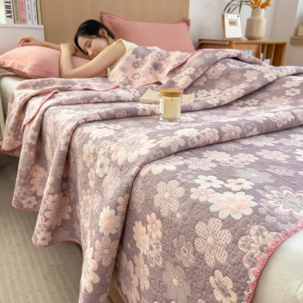 Soft Breathable Throw Blanket with Floral Pattern