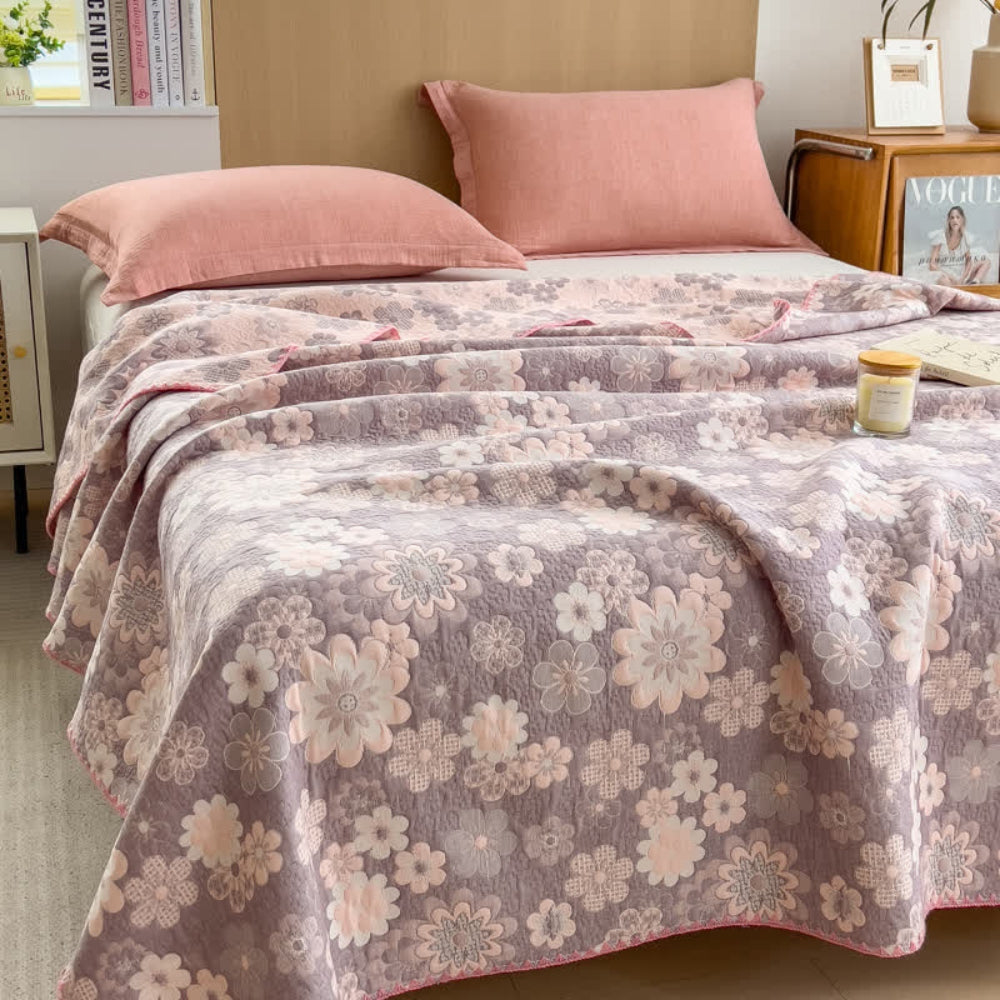 Soft Breathable Throw Blanket with Floral Pattern