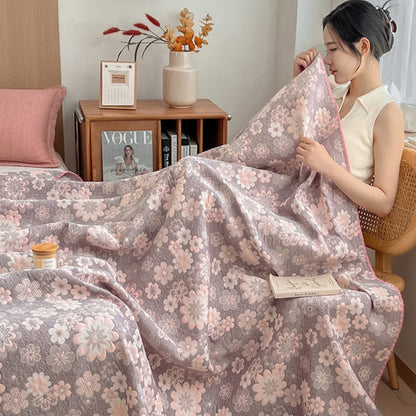 Soft Breathable Throw Blanket with Floral Pattern