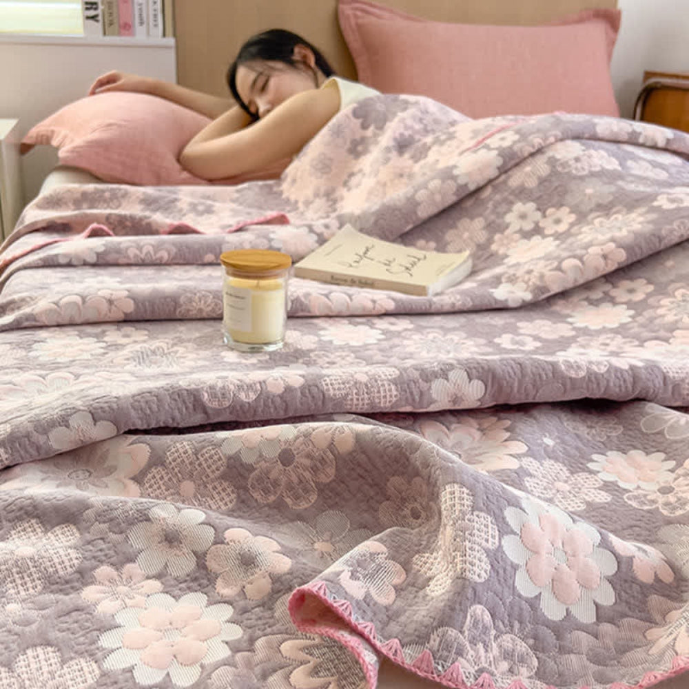Soft Breathable Throw Blanket with Floral Pattern