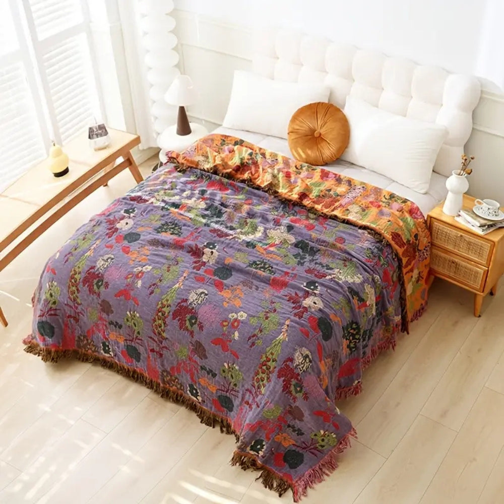 Soft Reversible Throw Blanket with Floral Pattern