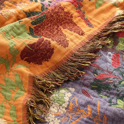 Soft Reversible Throw Blanket with Floral Pattern