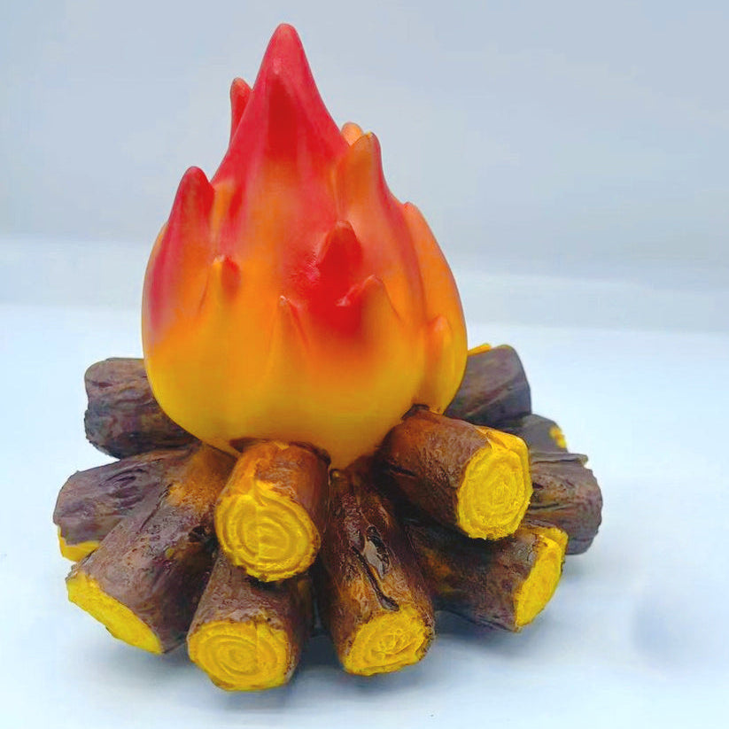Flickering Flame LED Lamp – Realistic Campfire Effect, Battery-Powered, Safe Indoor/Outdoor Decor 4