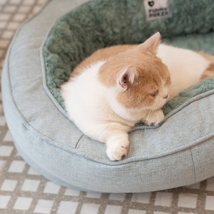 Plush Comfortable Supportive Pet Bed