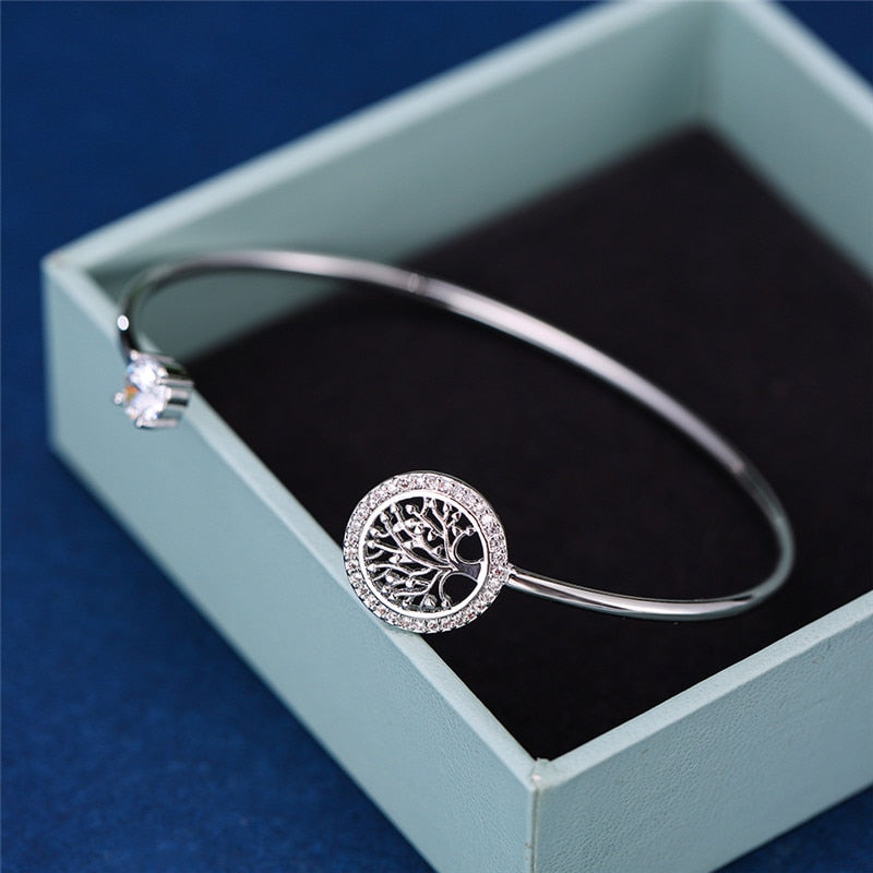 Beautiful Nature Inspired Silver Bracelet - Pexav