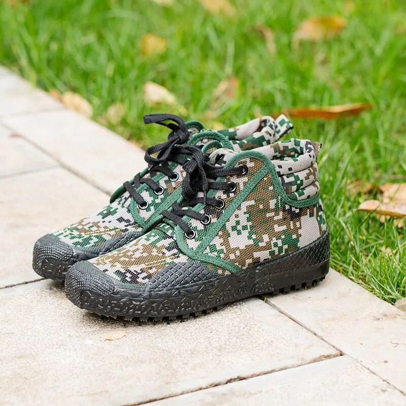 Rugged Outdoor Combat Hiking Boots