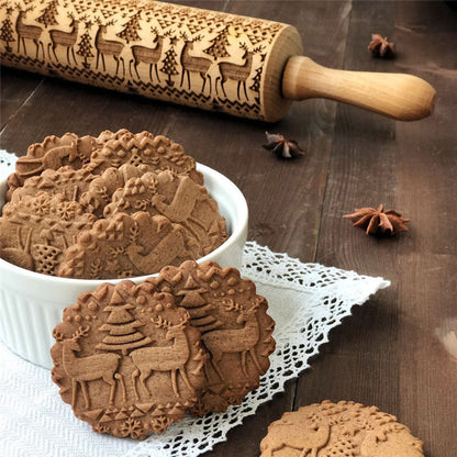 Traditional Wooden Rolling Pin with Christmas Designs - Pexav