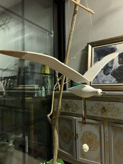Beachy Wood Seagull Home Decor