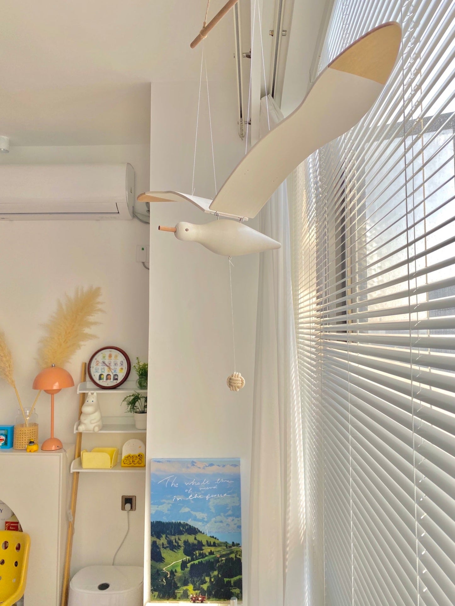 Beachy Wood Seagull Home Decor