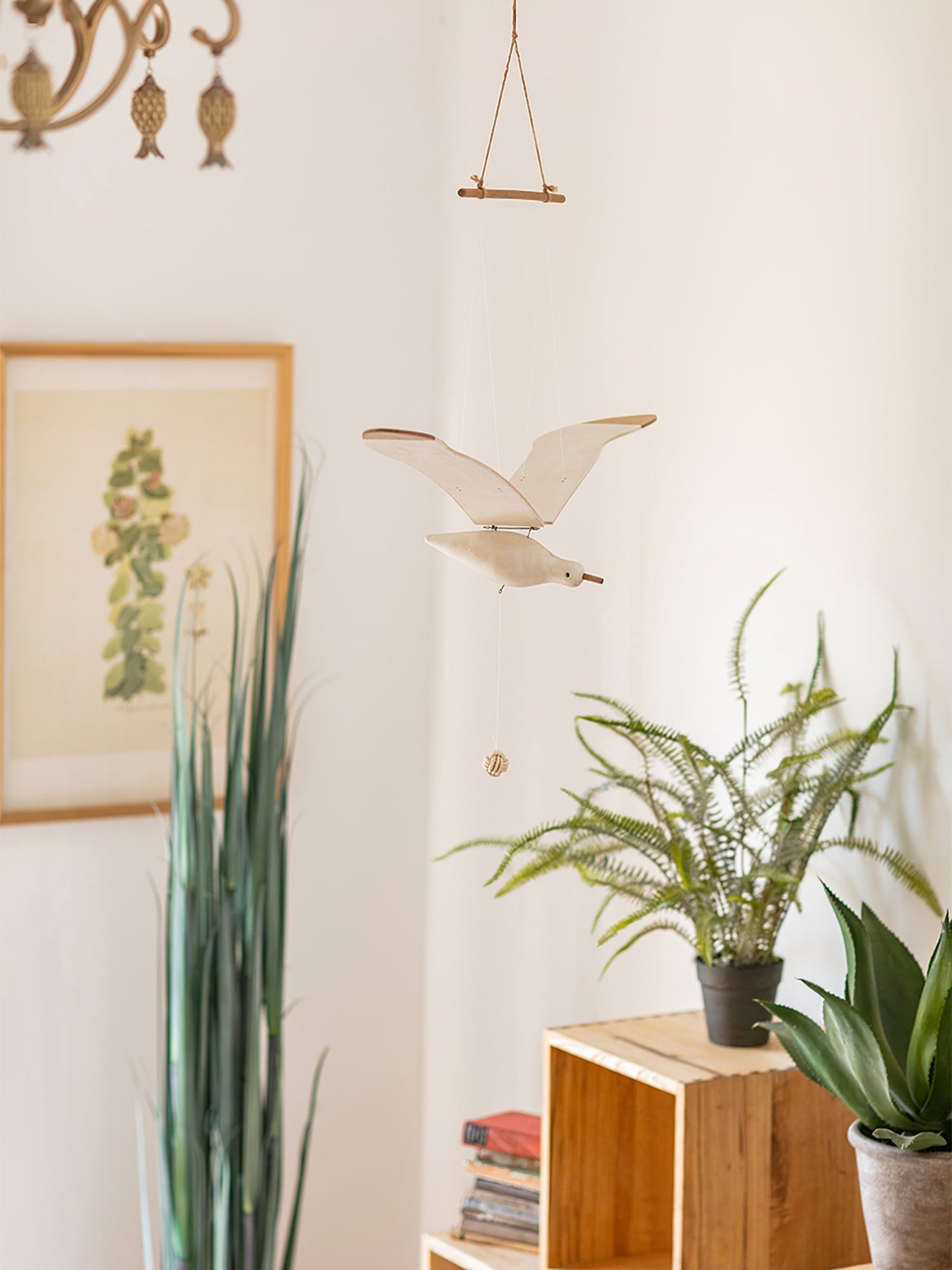 Beachy Wood Seagull Home Decor
