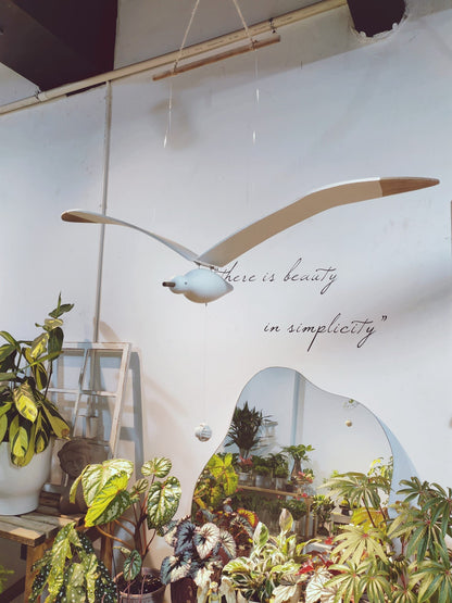 Beachy Wood Seagull Home Decor