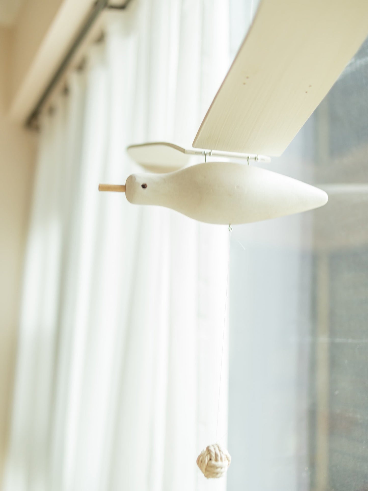 Beachy Wood Seagull Home Decor