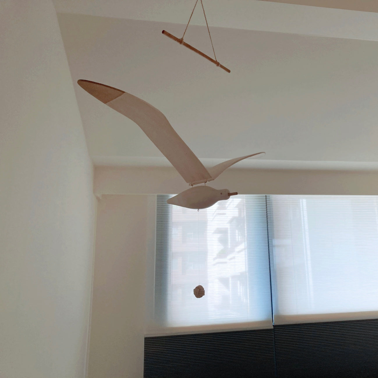 Beachy Wood Seagull Home Decor
