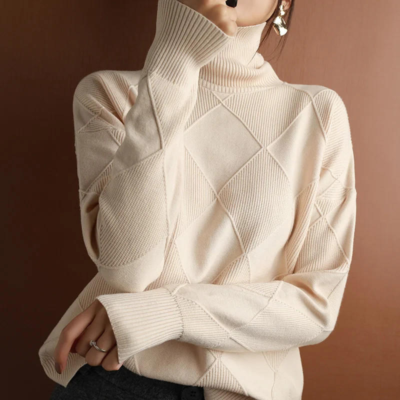 Soft Luxury Crew Neck Cashmere Sweater - Pexav