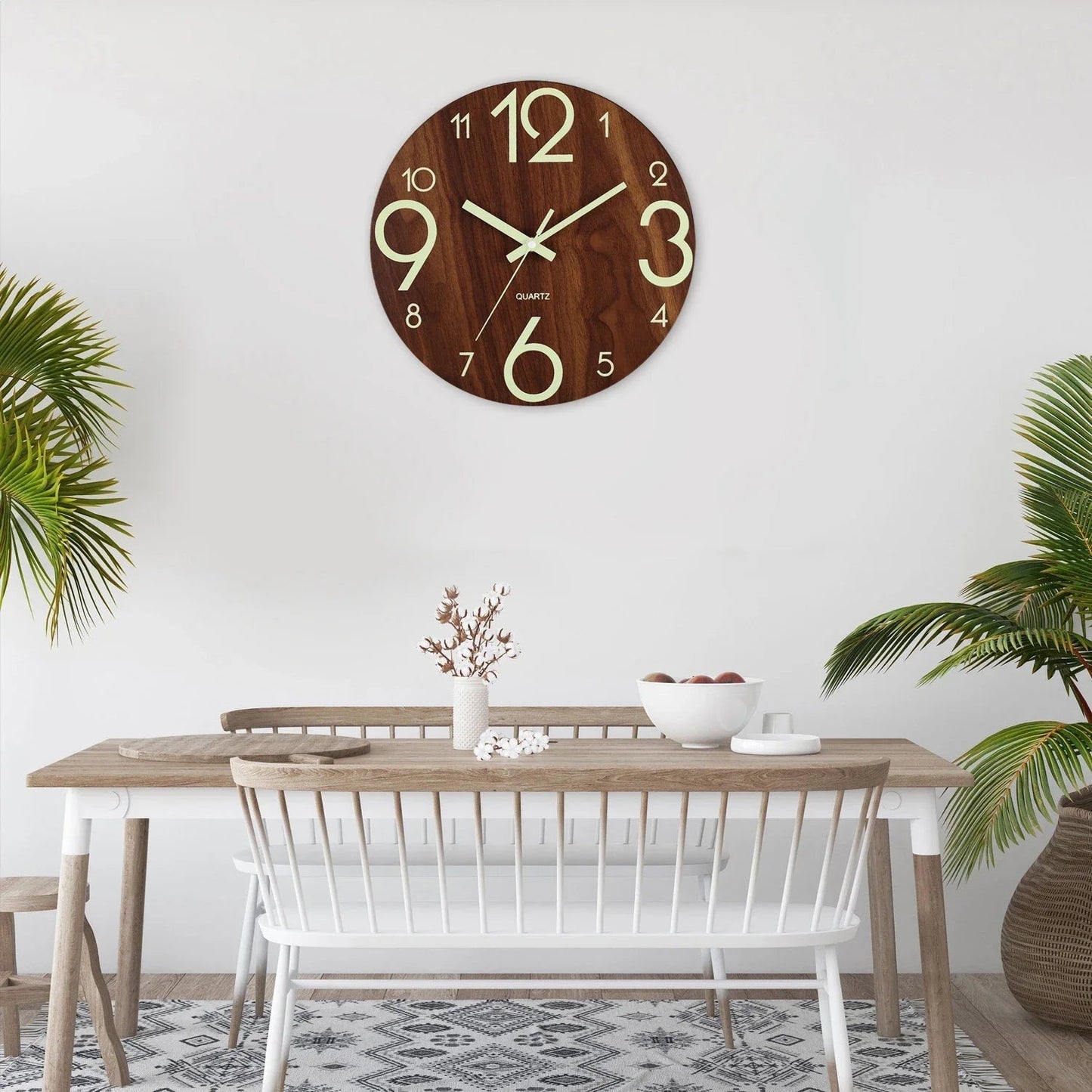 Minimalist Quartz Wall Clock with Soft Glow Effect – Modern Wall Clock Decor for Timeless Interiors 3
