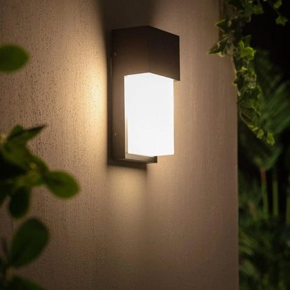 Stylish Outdoor Wall Lamp - Pexav