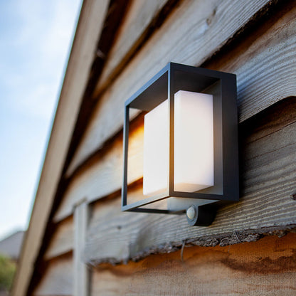 Modern Rectangular Solar Wall Light – Energy-Efficient Outdoor Lighting, Matte Black, IP65 Weatherproof, Warm White Illumination 5